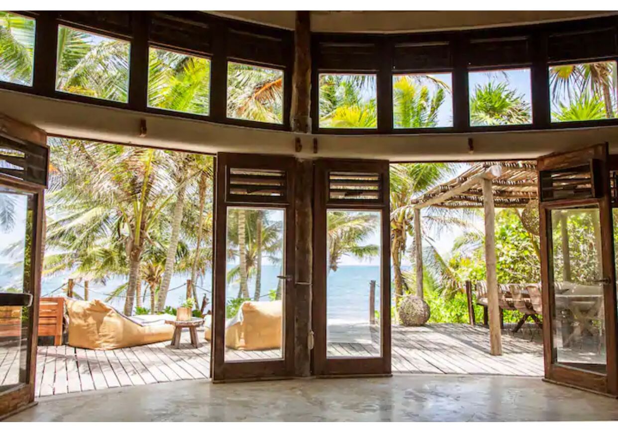 Tulum – 5 Bedroom Beachfront Villa